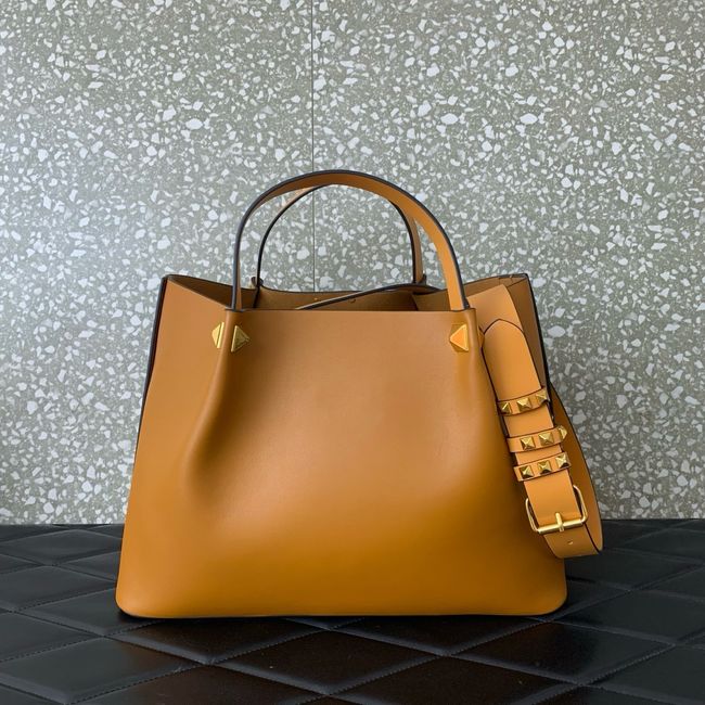 VALENTINO Medium Sheepskin Shoulder Bag 0112L brown