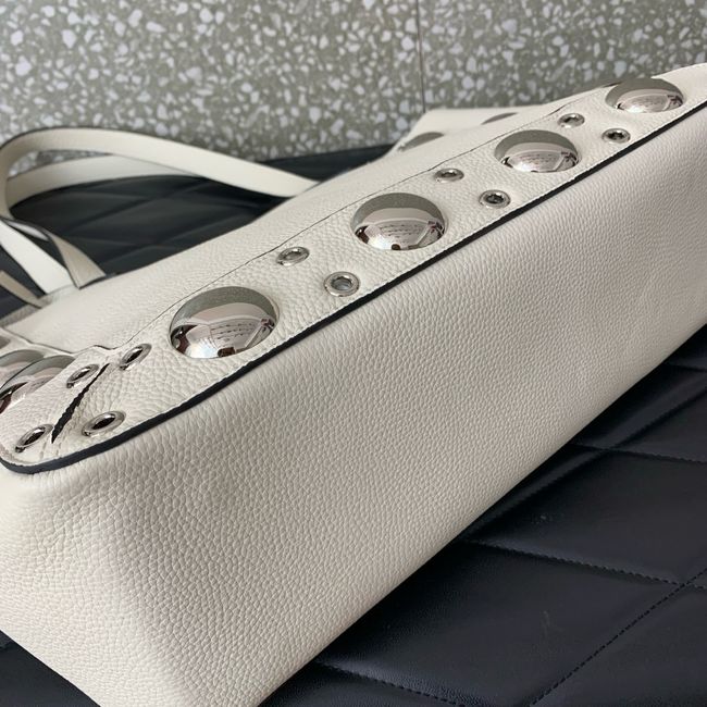 VALENTINO NELLCOTE Medium Calfskin Handbag WB0R79 WHITE