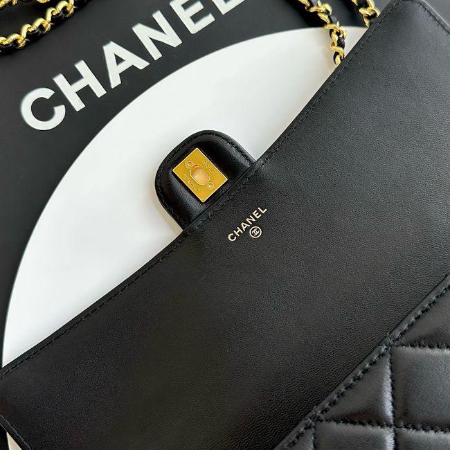 Chanel Clutch with chain Sheepskin AP5280 black