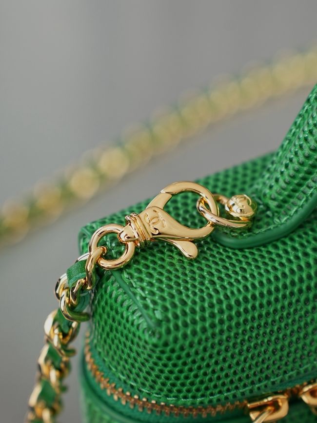 Chanel Vanity with Chain AP5195 green