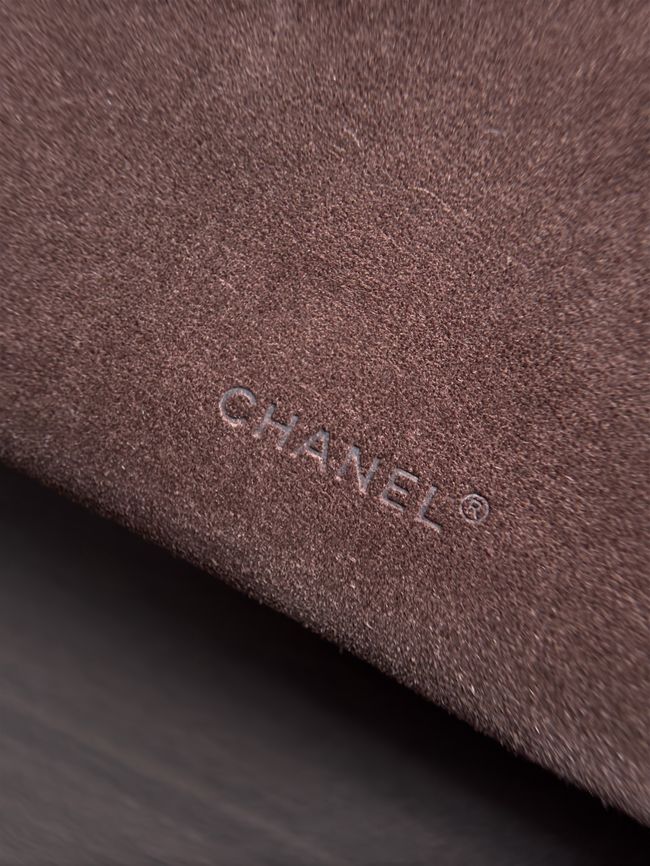 Chanel Vanity with chain AP5346 dark brown