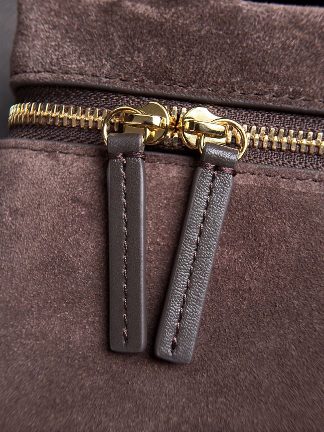 Chanel Vanity with chain AP5346 dark brown