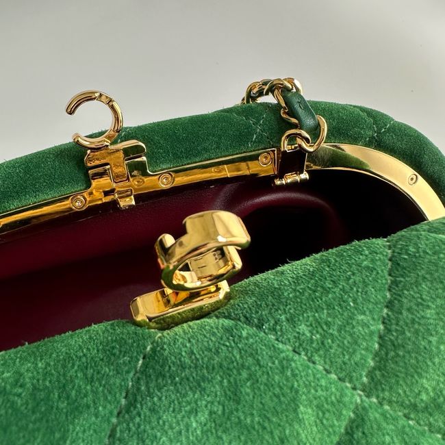 Chanel Clutch with chain AP5252 green