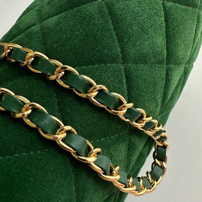Chanel Clutch with chain AP5252 green