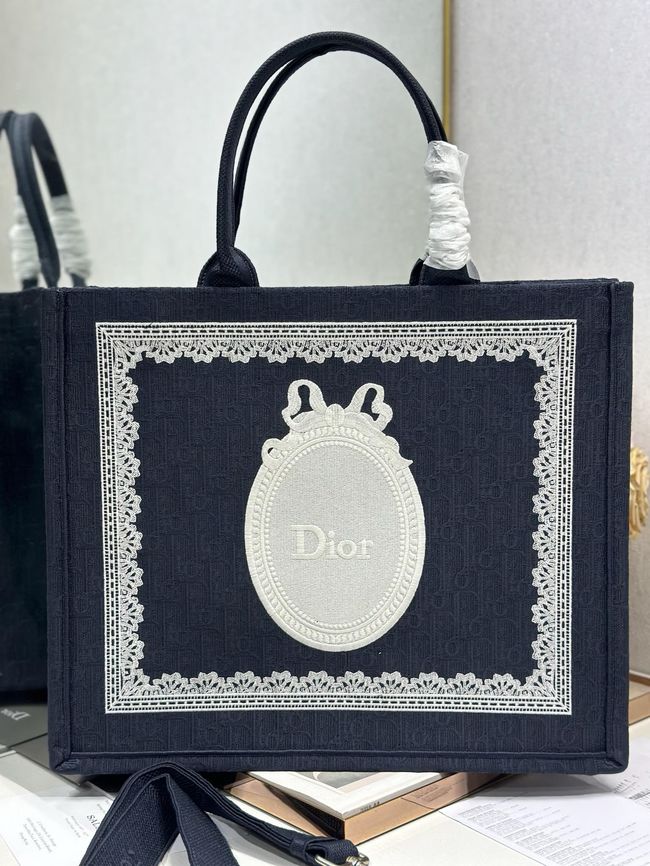 Large Dior Book Tote Cannage Embroidery M1349OEQ-10
