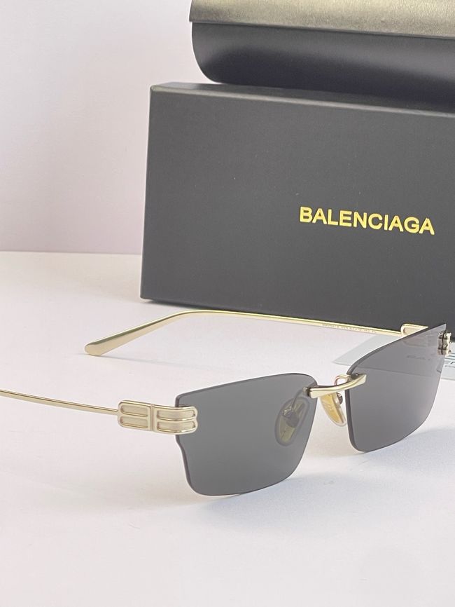 Balenciaga Sunglasses 821457-1