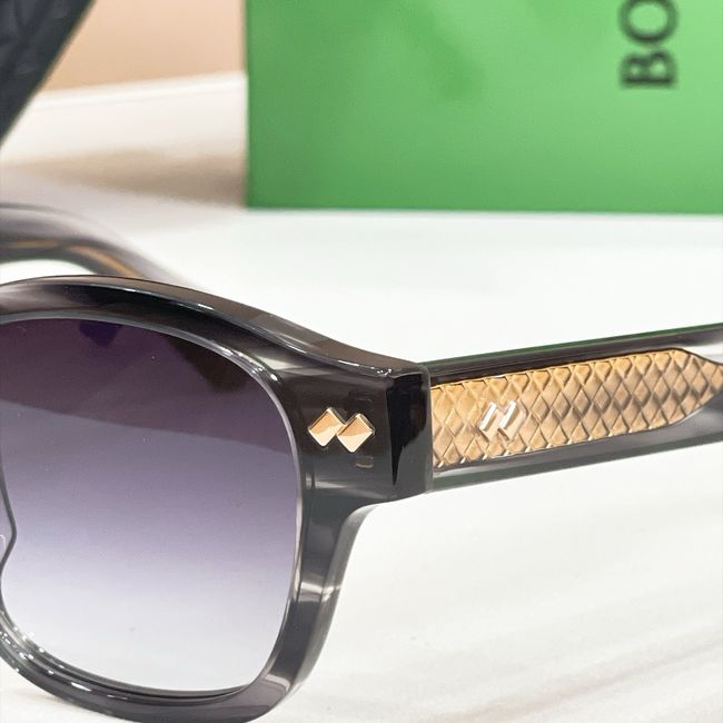 Bottega Veneta Sunglasses 821447-7