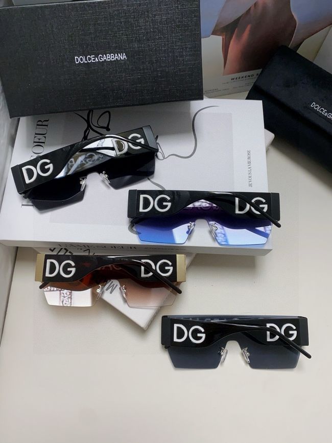 Dolce & Gabbana Sunglasses 821452-1