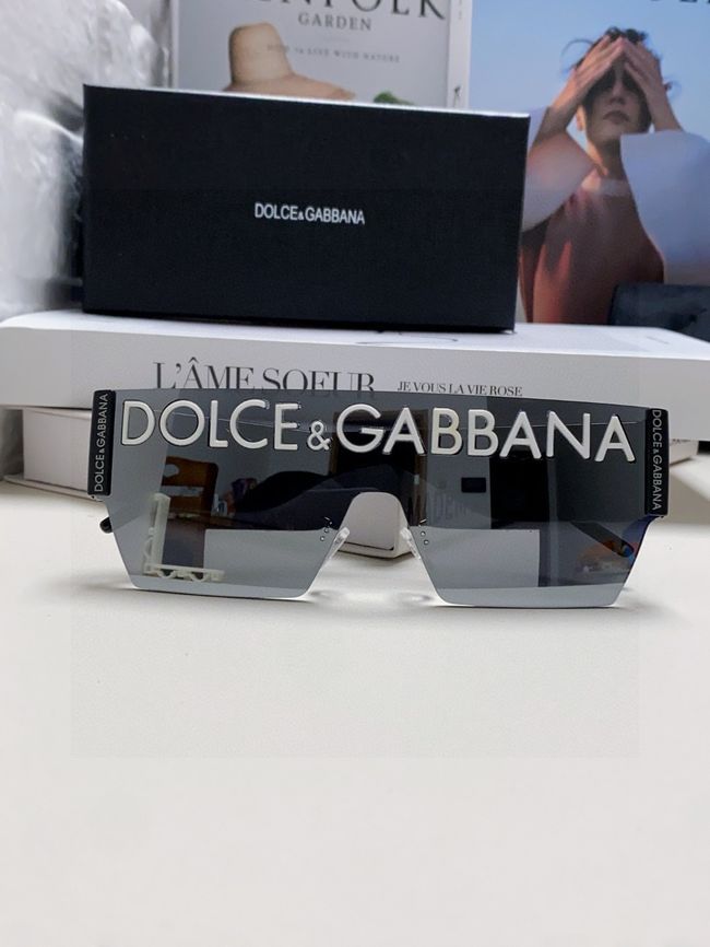 Dolce & Gabbana Sunglasses 821452-4 Dolce & Gabbana Sunglasses 821452-4