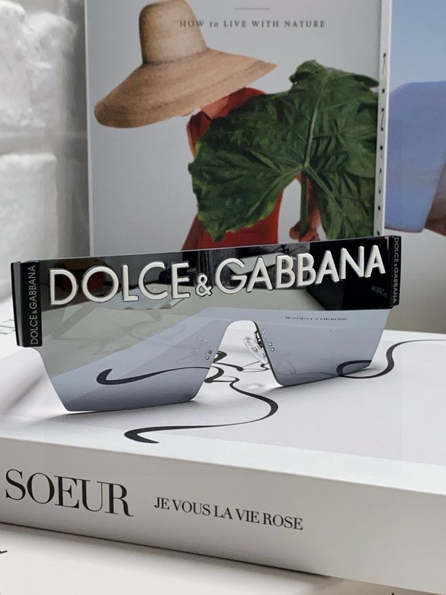 Dolce & Gabbana Sunglasses 821452-4 Dolce & Gabbana Sunglasses 821452-4