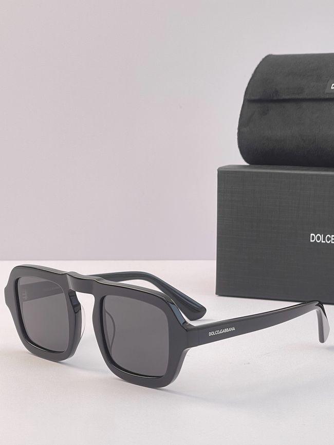 Dolce & Gabbana Sunglasses 821455-1