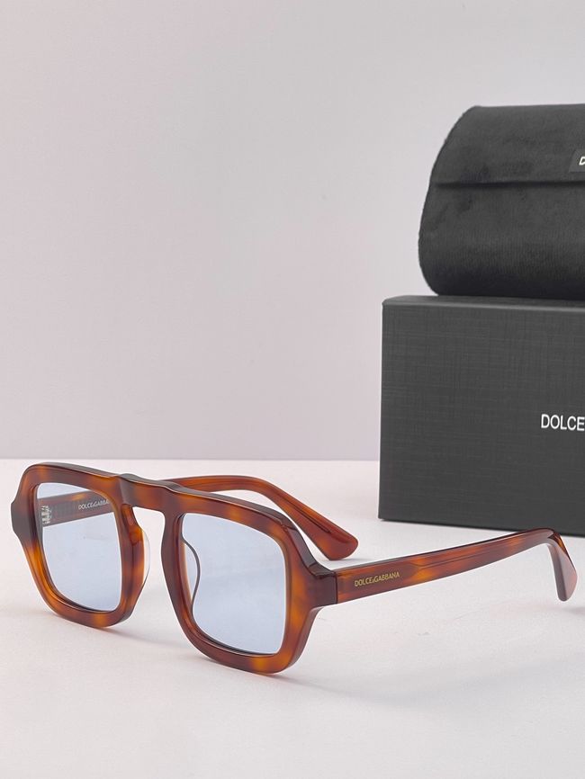 Dolce & Gabbana Sunglasses 821455-5