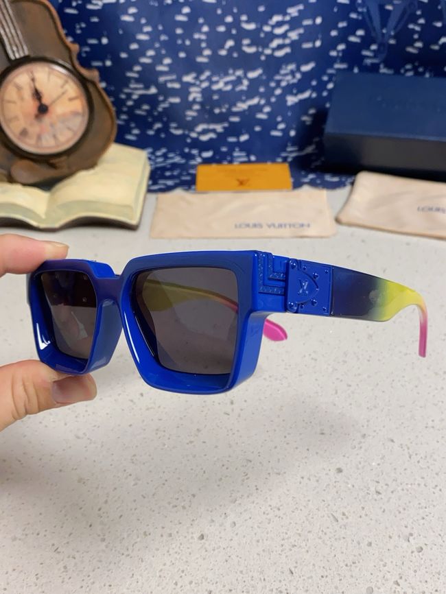 Louis Vuitton Sunglasses 821464-2