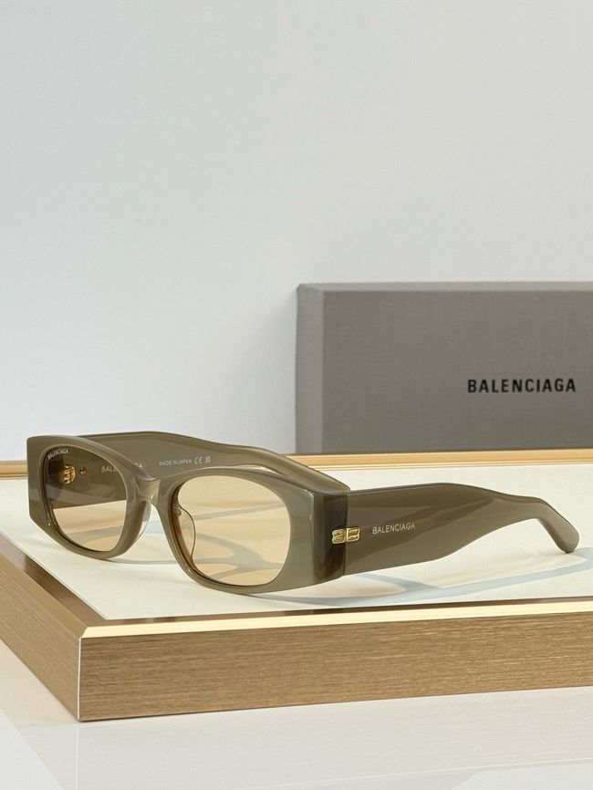 Balenciaga Sunglasses 821523-3