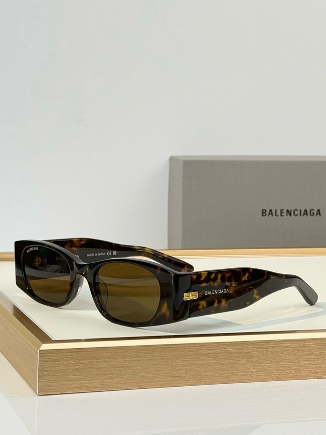 Balenciaga Sunglasses 821523-4