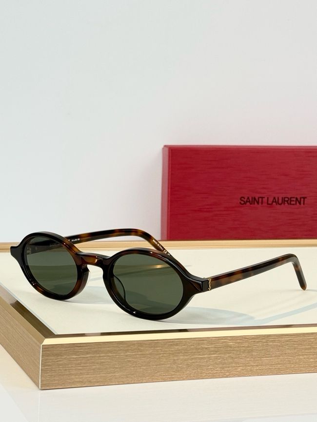 Saint Laurent Sunglasses 821509-2
