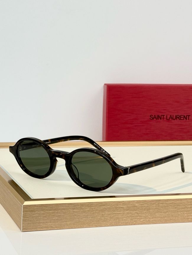 Saint Laurent Sunglasses 821509-4