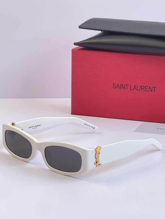 Saint Laurent Sunglasses 821511-4