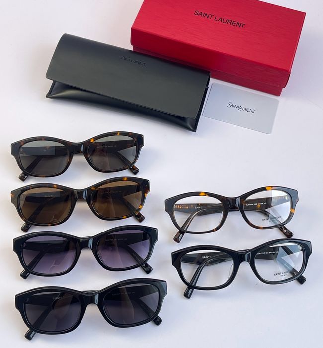Saint Laurent Sunglasses 821512-3