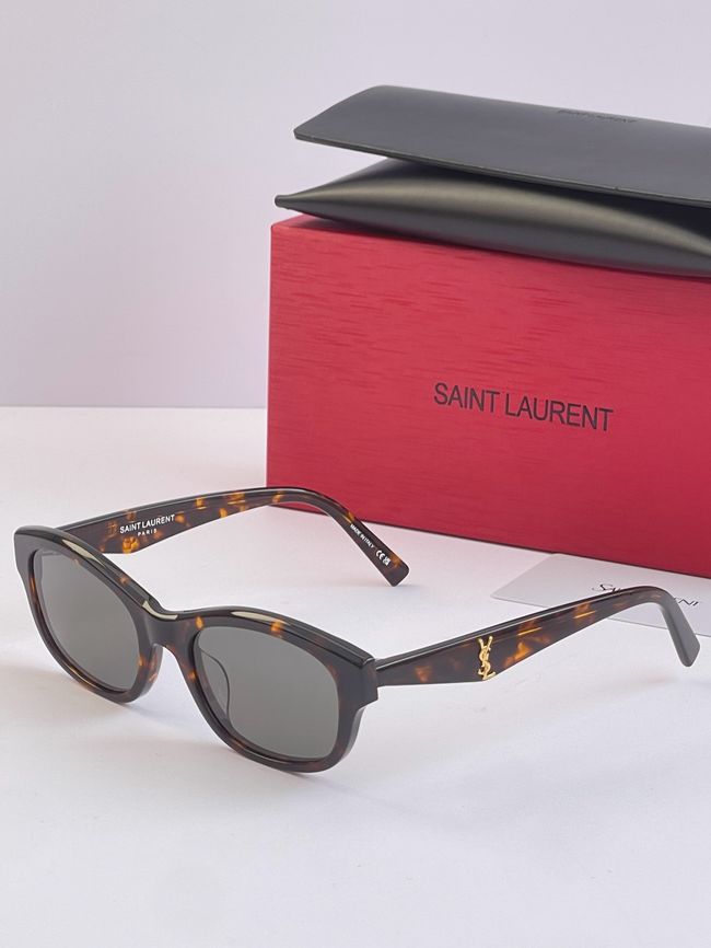 Saint Laurent Sunglasses 821512-4