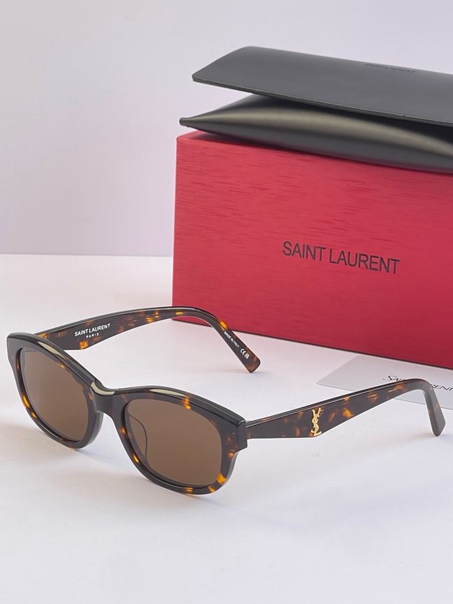 Saint Laurent Sunglasses 821512-5