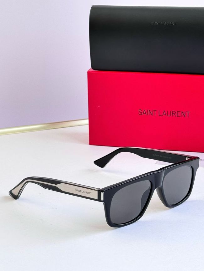 Saint Laurent Sunglasses 821514-6
