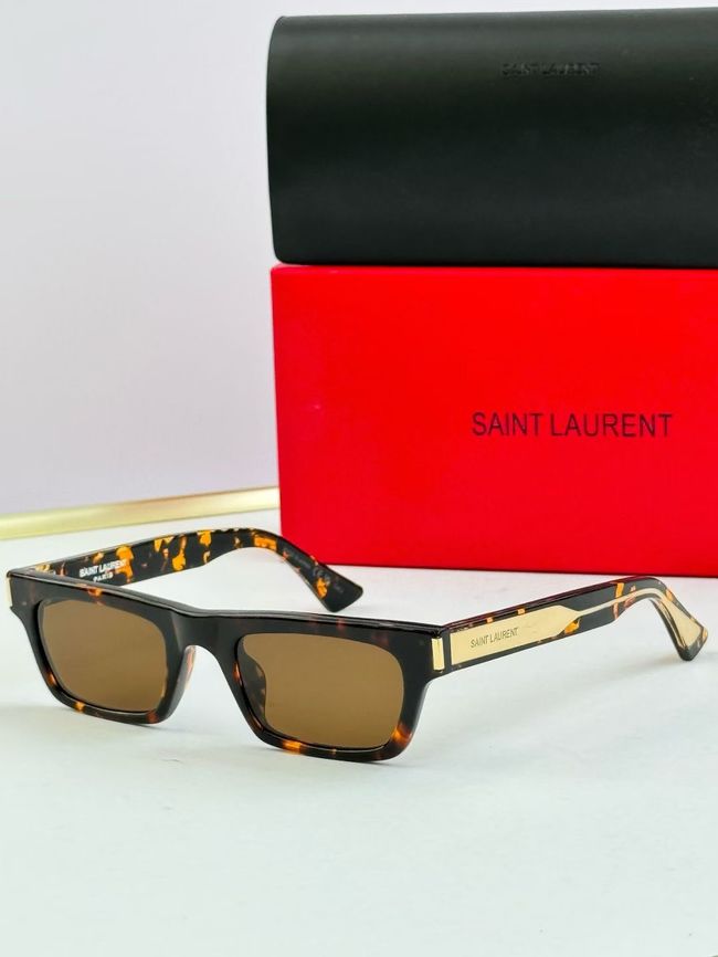 Saint Laurent Sunglasses 821515-3