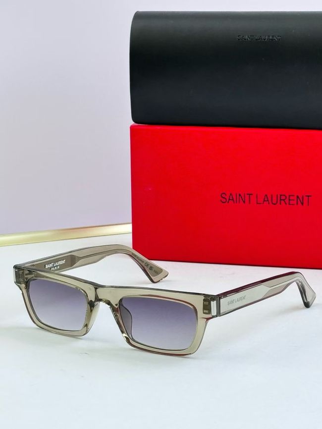 Saint Laurent Sunglasses 821515-6