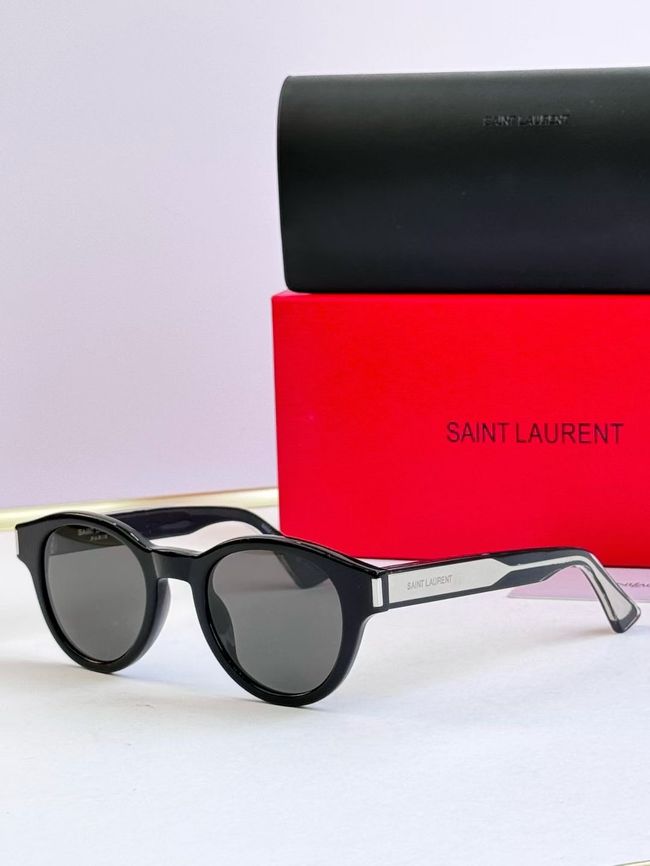 Saint Laurent Sunglasses 821516-1