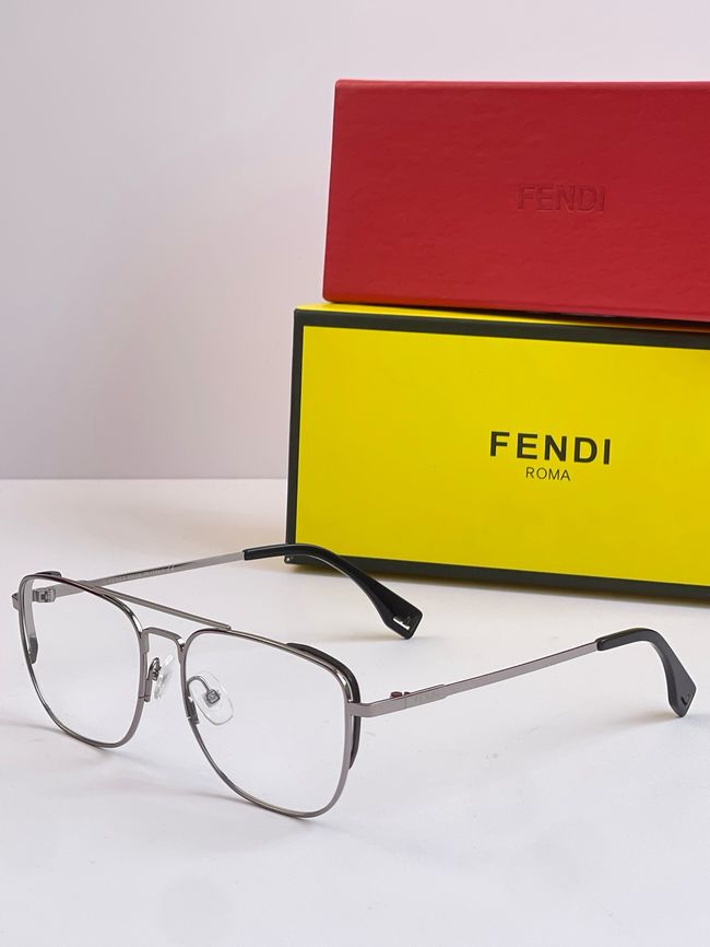 Fendi Sunglasses 821541-5