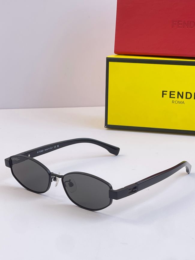 Fendi Sunglasses 821543-1