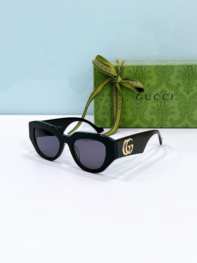 Gucci Sunglasses 821550-1