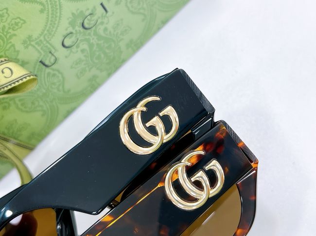 Gucci Sunglasses 821550-6