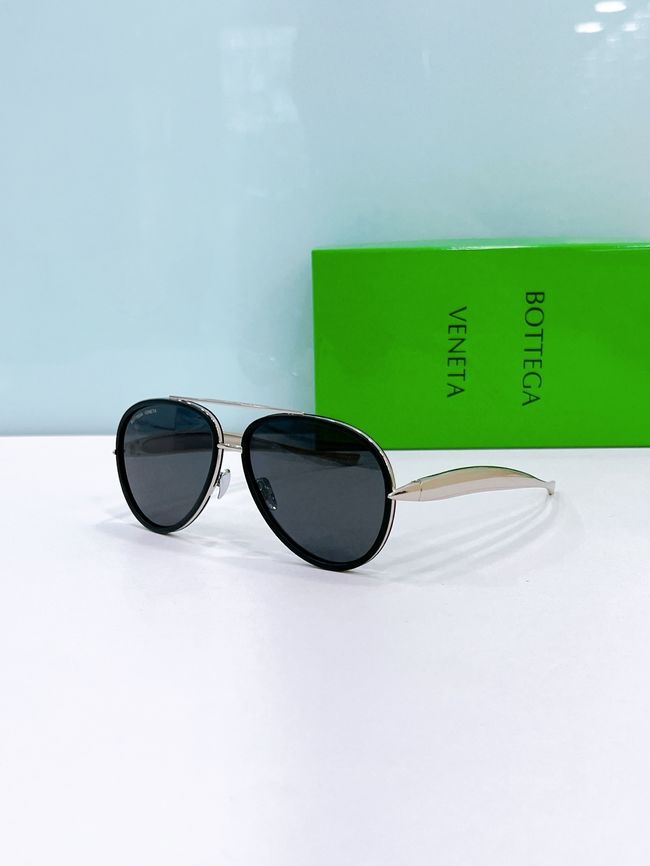 Gucci Sunglasses 821551-1