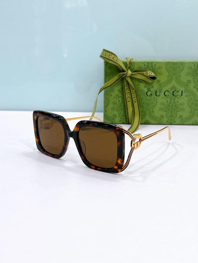 Gucci Sunglasses 821552-2