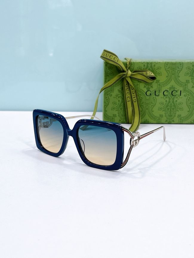 Gucci Sunglasses 821552-5