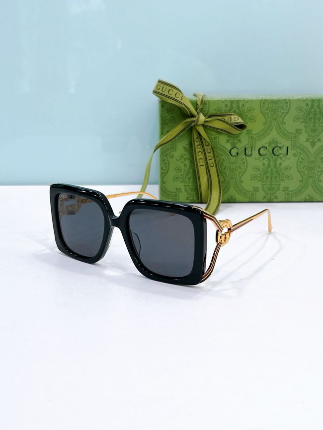 Gucci Sunglasses 821552-6