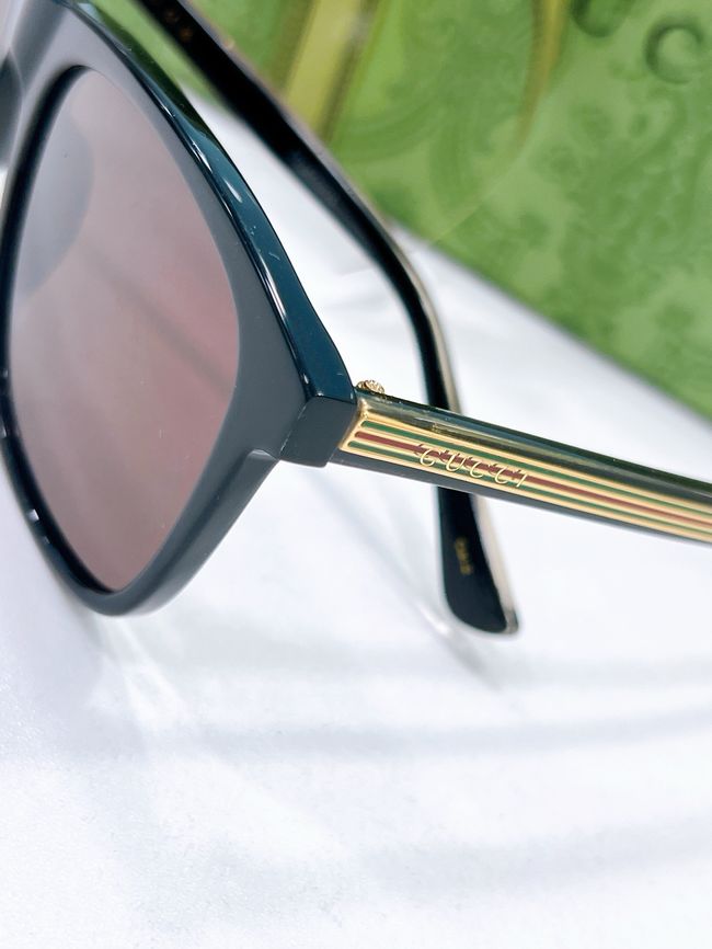 Gucci Sunglasses 821553-1