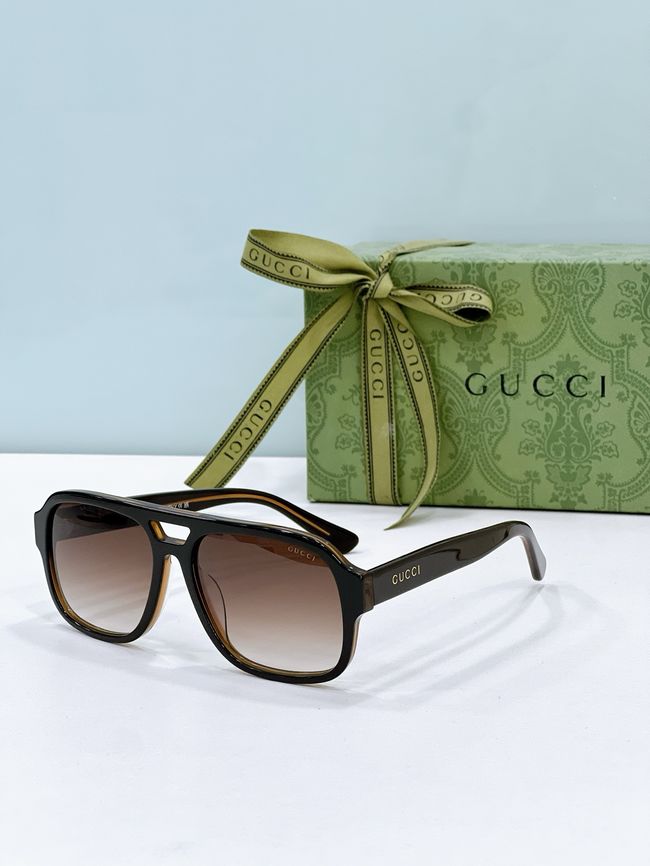 Gucci Sunglasses 821554-1