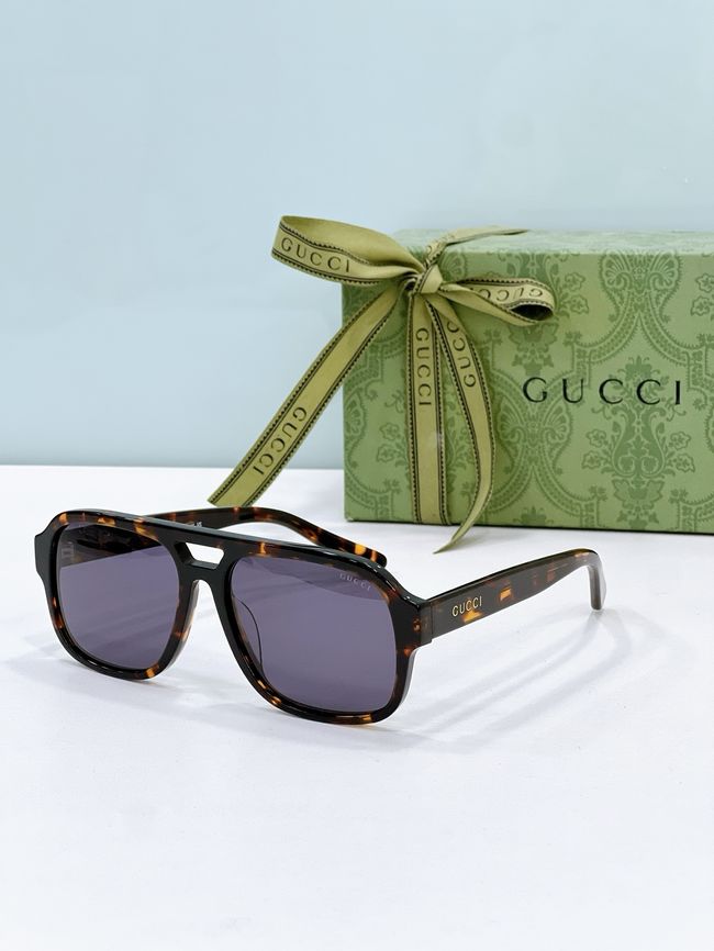 Gucci Sunglasses 821554-7