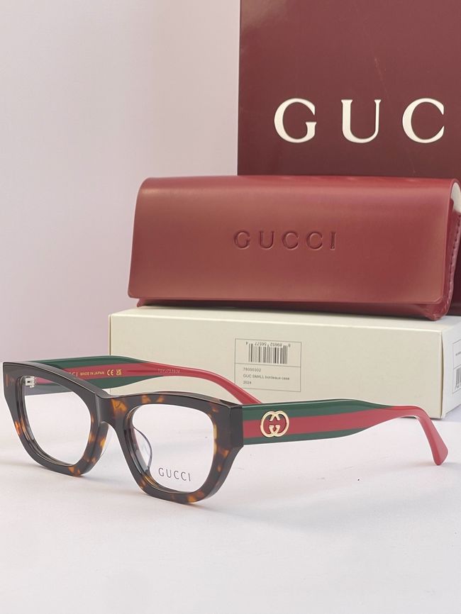 Gucci Sunglasses 821555-8