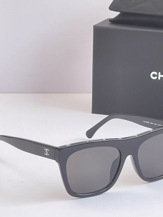 Chanel Sunglasses 821635-1