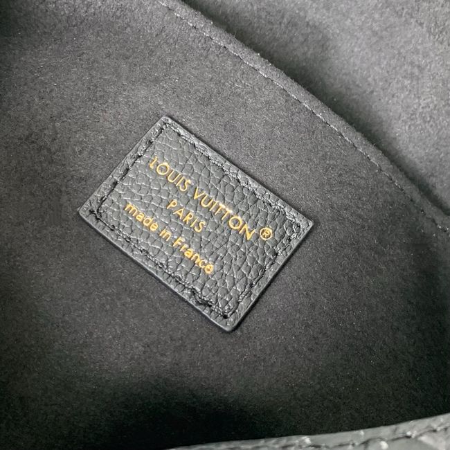 Louis Vuitton Pochette Metis Soft M29783 black