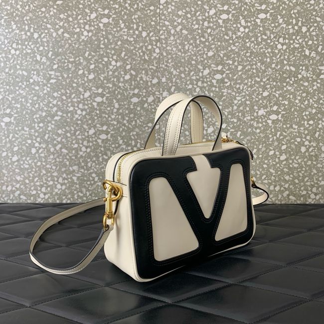 VALENTINO GARAVANI Loco Calf leather bag 0015 black&white