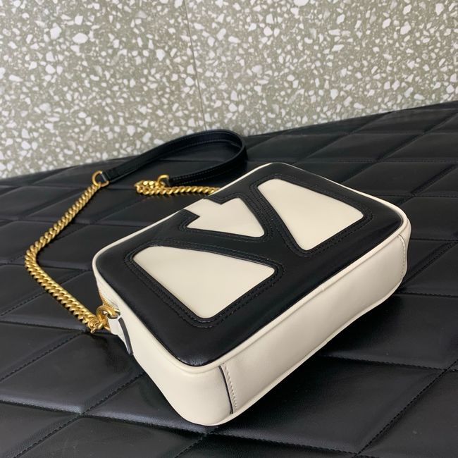 VALENTINO GARAVANI Loco Calf leather bag 0016 black&white