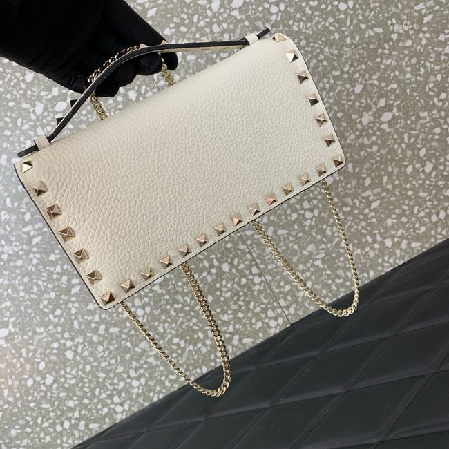 VALENTINO Rockstud calfskin chain bag SHI098 white