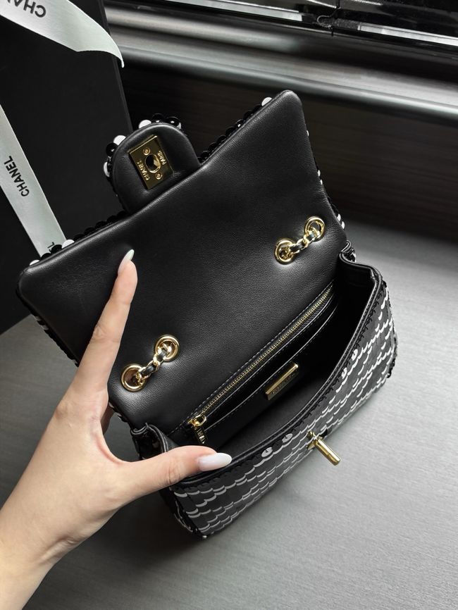 CHANEL SMALL FLAP BAG AS4561-6