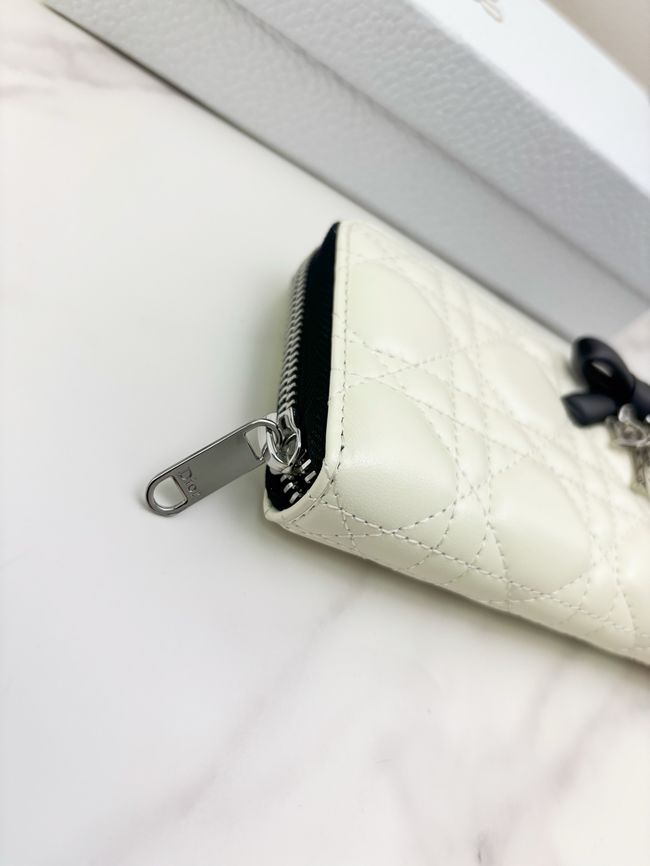 LADY DIOR LOTUS WALLET CANNAGE LAMBSKIN S2600 Beige