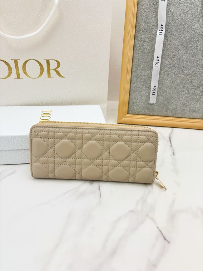 LADY DIOR LOTUS WALLET CANNAGE LAMBSKIN S2600 apricot