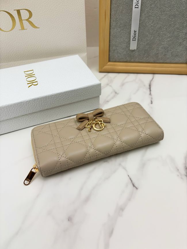 LADY DIOR LOTUS WALLET CANNAGE LAMBSKIN S2600 apricot
